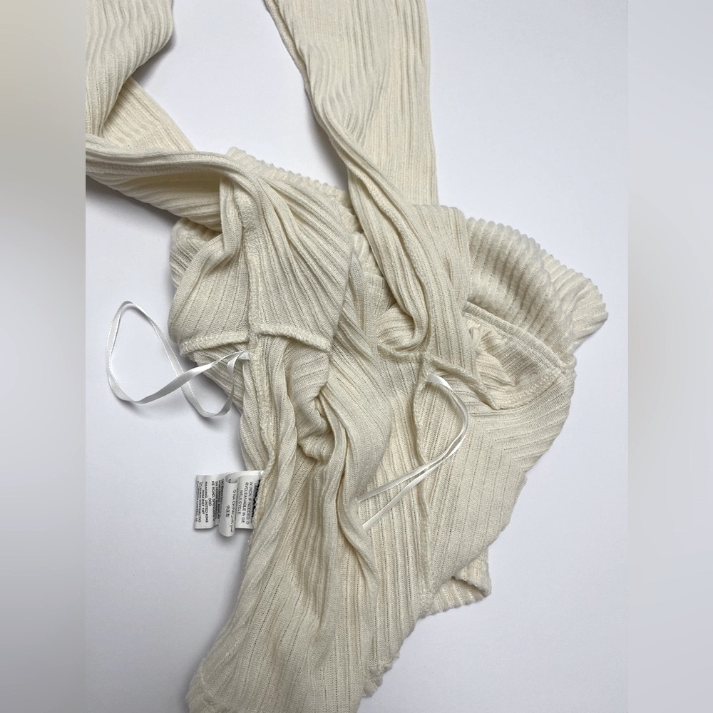 Off-Shoulder Ribbed Crop Sweater - Cream - Picture 10 of 13